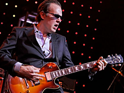 Joe Bonamassa - Are You Experienced - A New Day Chords & Tab